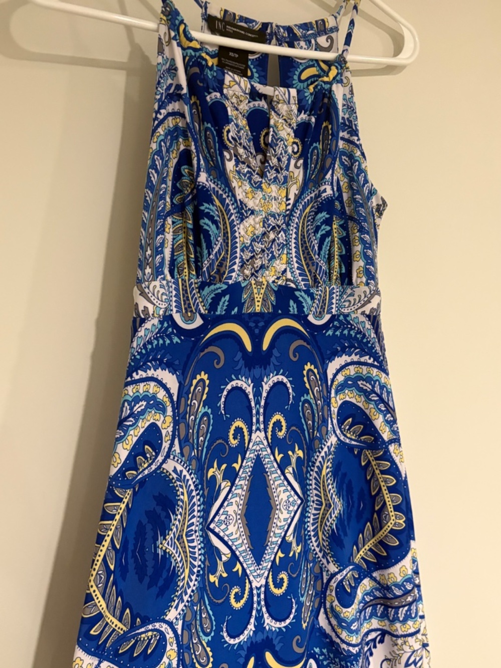 Dress - Picture 3 of 6